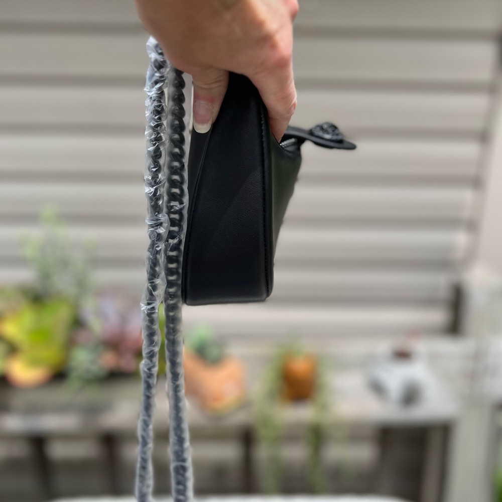 NWOT Kurt Geiger London Small Chelsea Drench Hobo Crossbody Bag - Picture 11 of 12